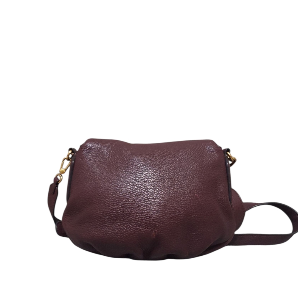 Elegant Burgundy Leather Crossbody Bag - Picture 4 of 12